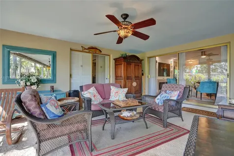 2000 NW 34th Street Oakland Park FL 33309