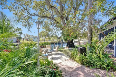 2000 NW 34th Street Oakland Park FL 33309