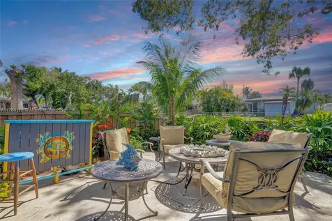 2000 NW 34th Street Oakland Park FL 33309
