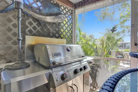 2000 NW 34th Street Oakland Park FL 33309