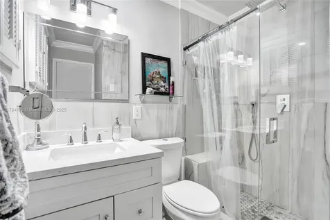 2000 NW 34th Street Oakland Park FL 33309