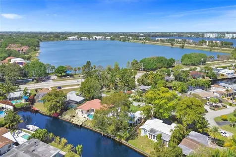 2000 NW 34th Street Oakland Park FL 33309