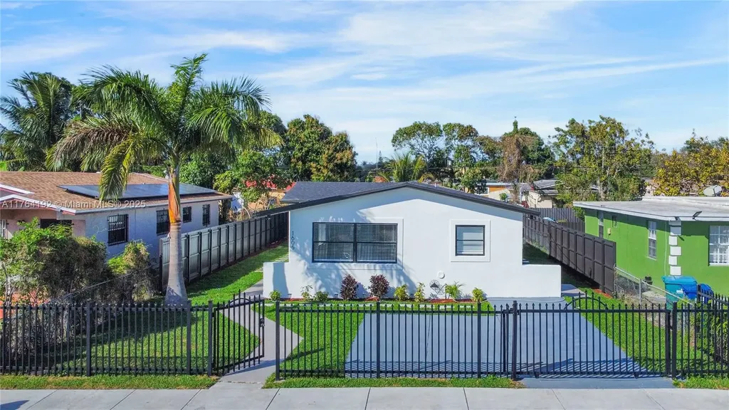 1605 NW 117th Street Miami FL 33167
