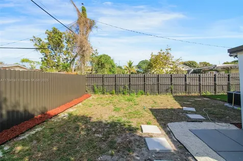 1605 NW 117th Street Miami FL 33167