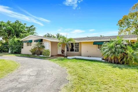 9290 SW 148th Street Miami FL 33176
