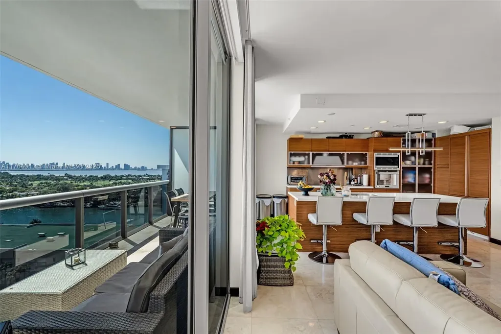 5875 Collins Avenue Miami Beach FL 33140