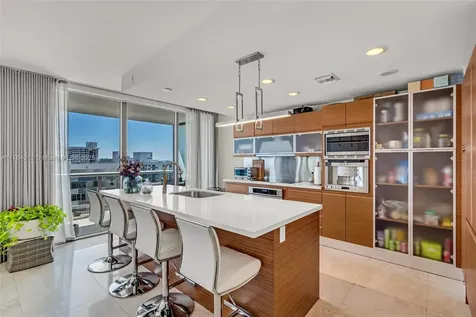 5875 Collins Avenue Miami Beach FL 33140