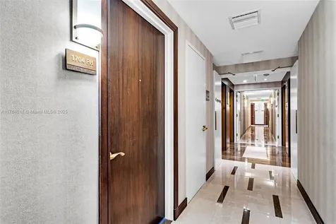5875 Collins Avenue Miami Beach FL 33140