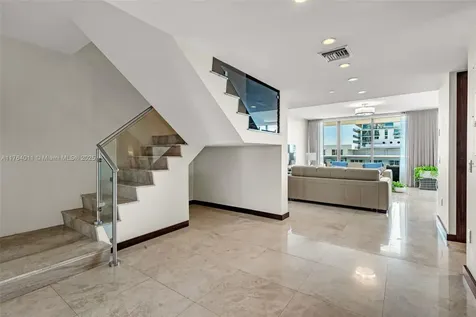 5875 Collins Avenue Miami Beach FL 33140
