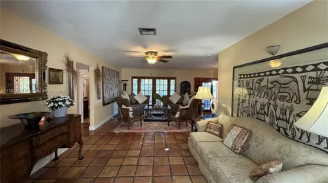 8720 SW 192nd Terrace Cutler Bay FL 33157