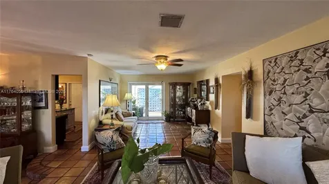 8720 SW 192nd Terrace Cutler Bay FL 33157