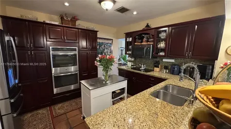 8720 SW 192nd Terrace Cutler Bay FL 33157