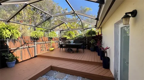 8720 SW 192nd Terrace Cutler Bay FL 33157