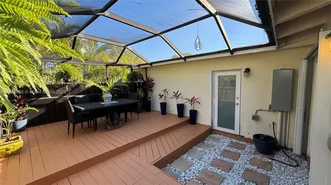 8720 SW 192nd Terrace Cutler Bay FL 33157