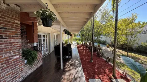 8720 SW 192nd Terrace Cutler Bay FL 33157