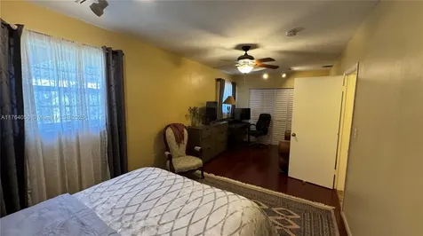 8720 SW 192nd Terrace Cutler Bay FL 33157