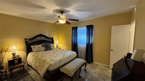 8720 SW 192nd Terrace Cutler Bay FL 33157
