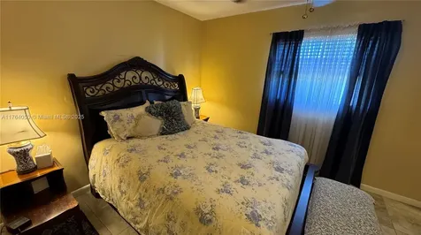 8720 SW 192nd Terrace Cutler Bay FL 33157