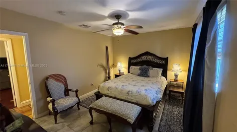 8720 SW 192nd Terrace Cutler Bay FL 33157