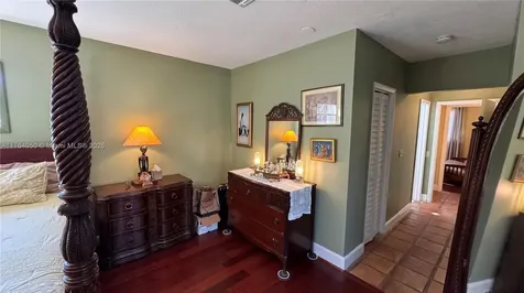 8720 SW 192nd Terrace Cutler Bay FL 33157