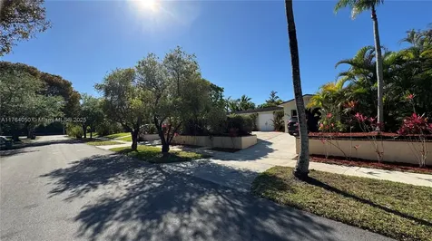 8720 SW 192nd Terrace Cutler Bay FL 33157