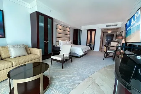 4391 Collins Avenue Miami Beach FL 33140
