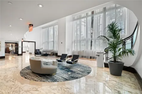 4391 Collins Avenue Miami Beach FL 33140