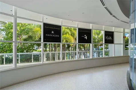 4391 Collins Avenue Miami Beach FL 33140