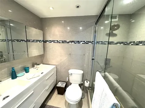 5445 Collins Avenue Miami Beach FL 33140
