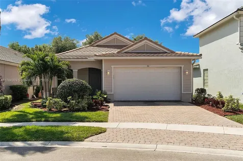 84 Belle Grove Lane Royal Palm Beach FL 33411