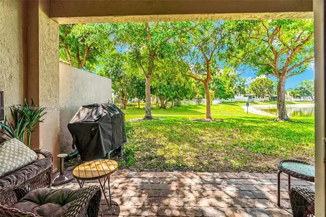 84 Belle Grove Lane Royal Palm Beach FL 33411