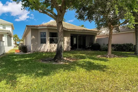 84 Belle Grove Lane Royal Palm Beach FL 33411