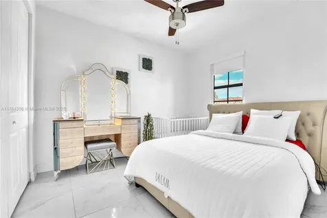 11840 SW 13th Court Pembroke Pines FL 33025