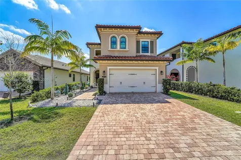 11840 SW 13th Court Pembroke Pines FL 33025