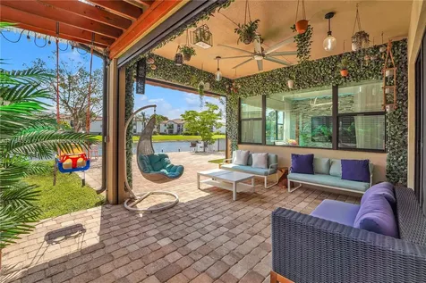 11840 SW 13th Court Pembroke Pines FL 33025