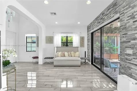 11840 SW 13th Court Pembroke Pines FL 33025