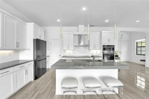11840 SW 13th Court Pembroke Pines FL 33025
