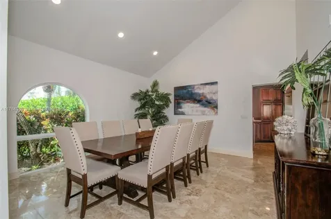 16461 NE 34th Avenue North Miami Beach FL 33160
