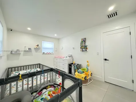 8320 Taft Street Pembroke Pines FL 33024