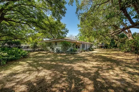 8265 SW 118th Terrace Miami FL 33156