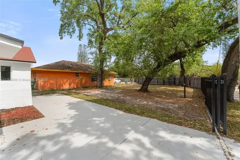 4202 NW 31st Avenue Miami FL 33142