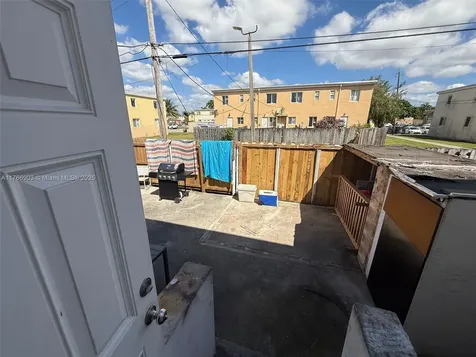 417 NW 84th Street Miami FL 33150