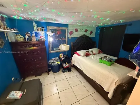 417 NW 84th Street Miami FL 33150