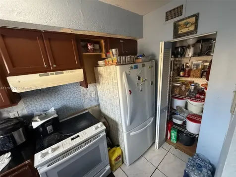417 NW 84th Street Miami FL 33150