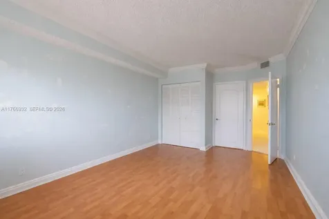 10140 W Bay Harbor Drive Bay Harbor Islands FL 33154