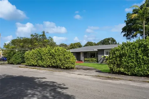 185 NW 115th Street Miami FL 33168