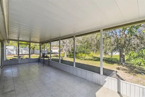 939 Van Loon Court Kissimmee FL 34758