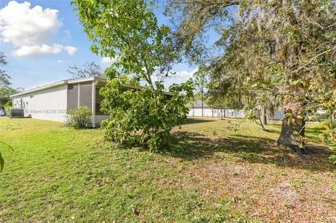 939 Van Loon Court Kissimmee FL 34758
