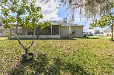 939 Van Loon Court Kissimmee FL 34758