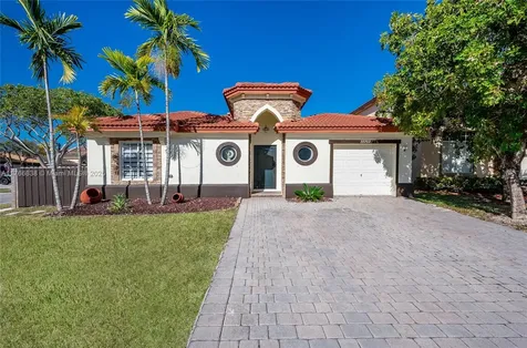 22202 SW 87th Place Cutler Bay FL 33190